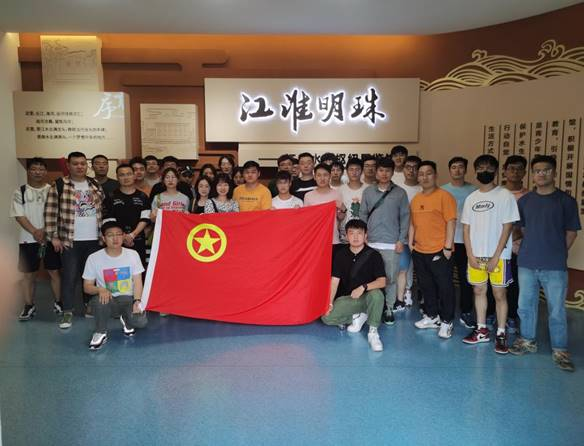 20级团支部-学习江都泵站精神